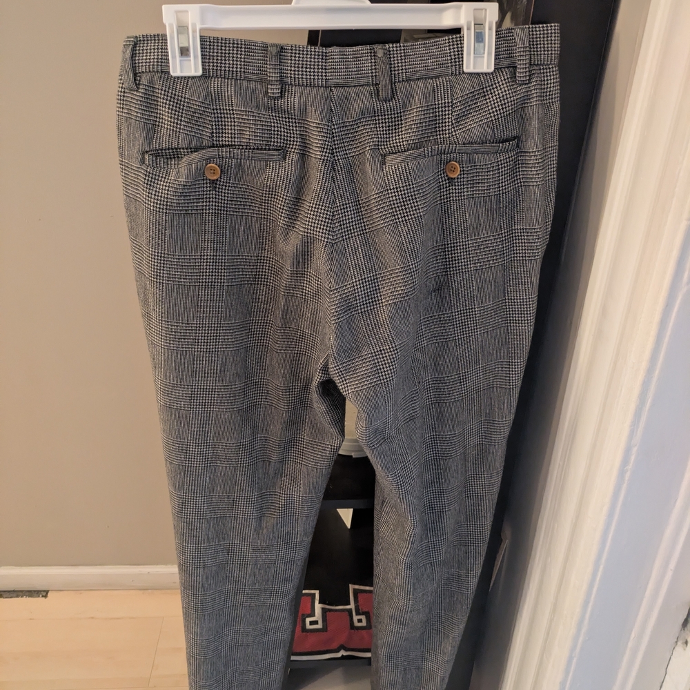 Men's Gray Checkered Pants - Picture 3 of 4